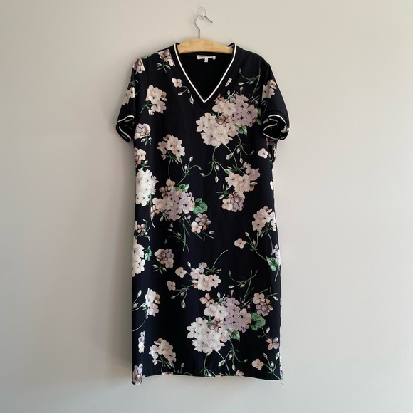Tramontana floral dress - Picture 1 of 5